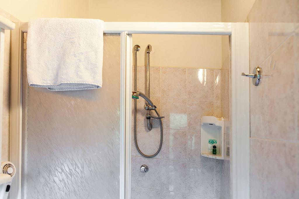 La Baita Boario Terme Szoba fotó
